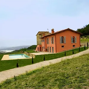 Vakantieboerderij Rimaggiori Relaxing Country And Typical Italian Restaurant, Barberino di Mugello