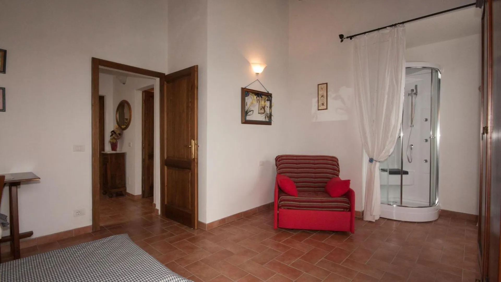 Casavacanze Vesta Isola d'Arbia 0*,