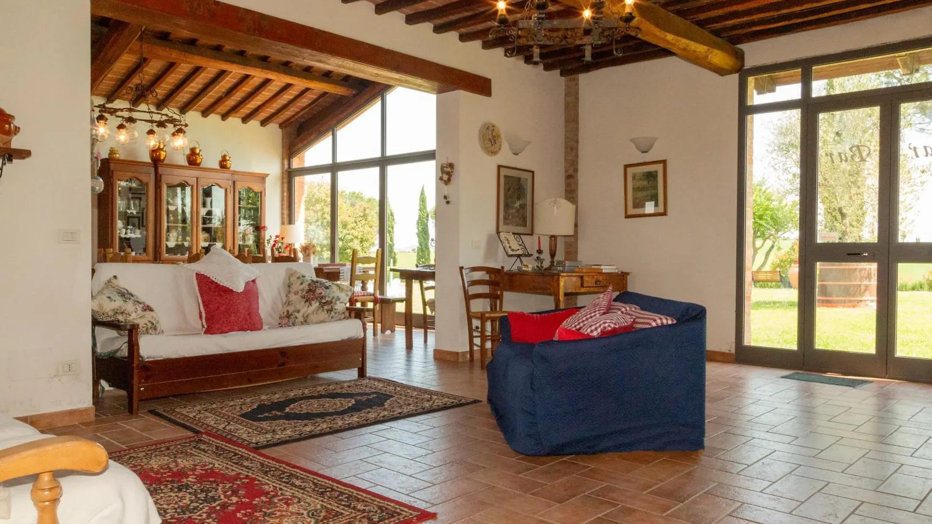 Casavacanze Vesta Isola d'Arbia 0*,