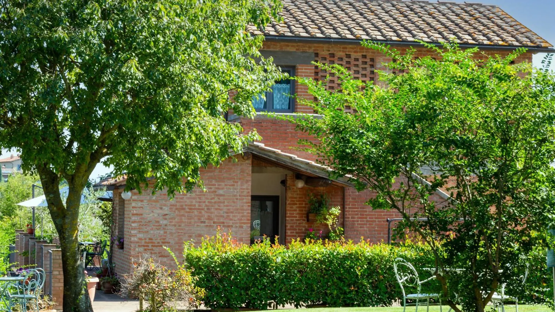 Country house Casavacanze Vesta Guest House Isola d'Arbia Italy