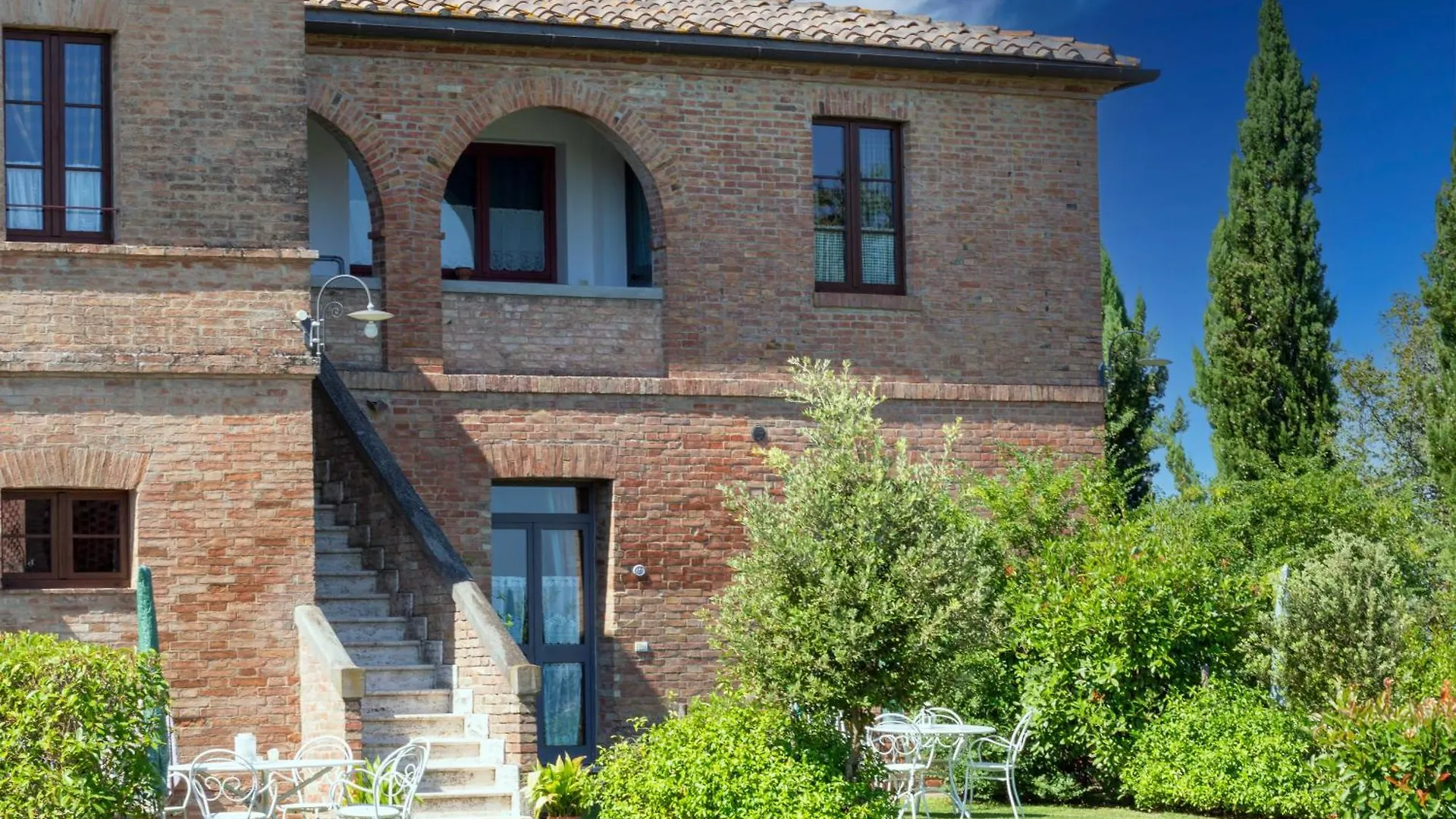 Casavacanze Vesta Isola d'Arbia 0*,
