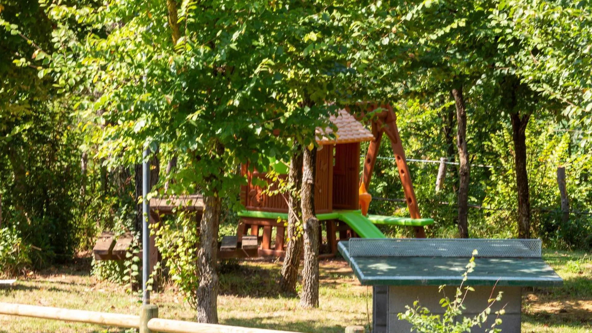 Casavacanze Vesta Isola d'Arbia Hétvégi ház